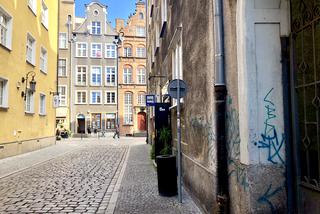 Graffiti plagą Śródmieścia! Te bohomazy niedługo zobaczymy na Długiej! 