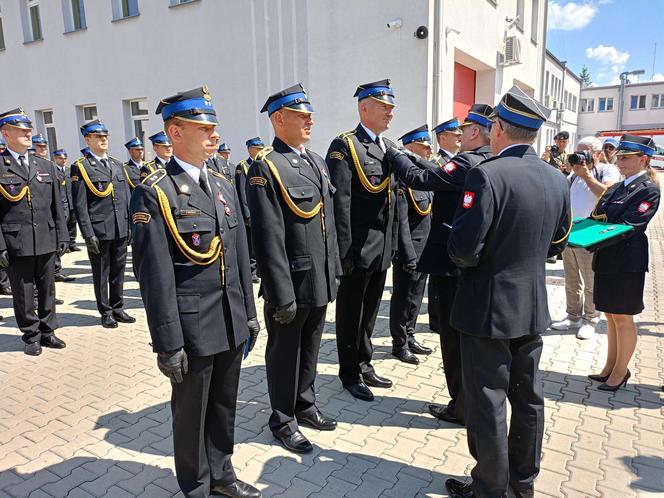 Akty nadania wyższych stopni służbowych odebrało w tym roku 21 strażaków z Komendy Miejskiej PSP w Siedlcach