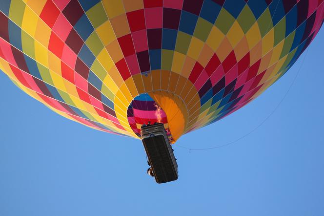 Bronisławka. Zgłosił spadający balon! Nie mogli uwierzyć w to, co zastali na miejscu...