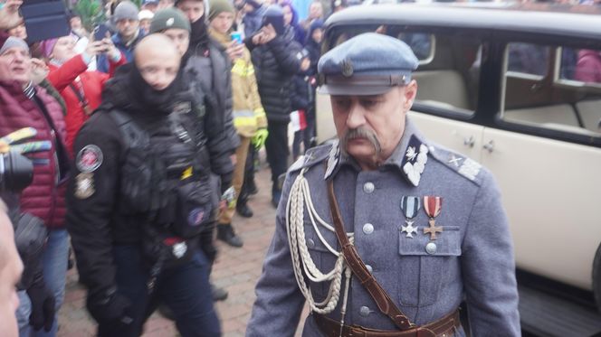 Łódzki Piknik Niepodległościowy. Mieszkańcy świętowali w Manufakturze [ZDJĘCIA]