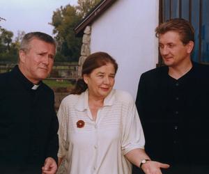 Plebania. Antoni (Włodzimierz Matuszak), Józefina (Katarzyna Łaniewska),  Janusz Tracz (Dariusz Kowalski)