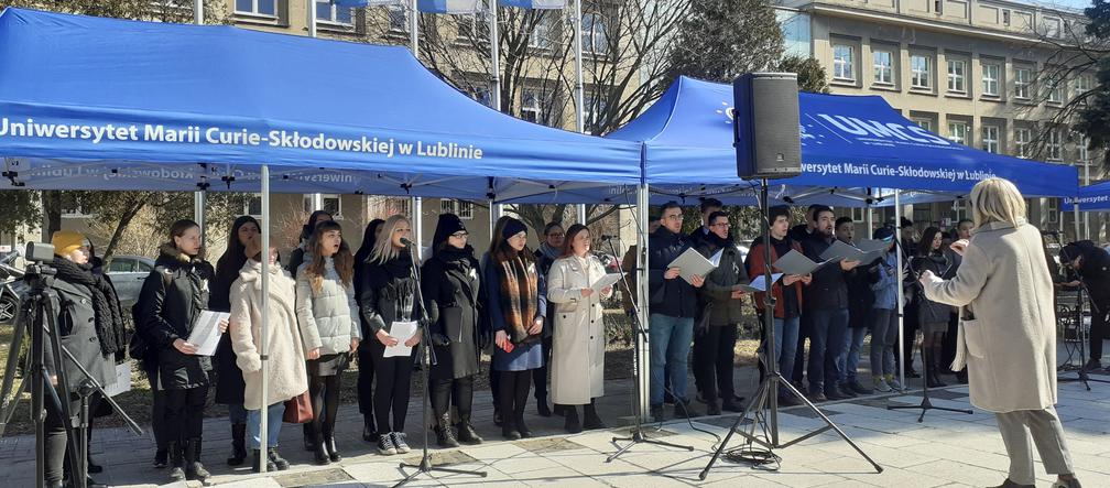Lublin: Studenci zaśpiewali hymn Ukrainy  