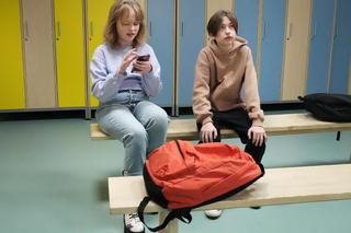 Barwy szczęścia, odcinek 3027: Emilka (Jessica Frankiewicz), Emil (Artem Malaszczuk)