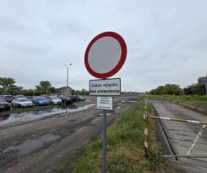 Mandaty za parkowanie przy PKP