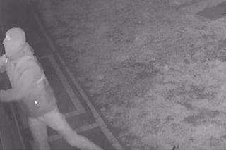 Złodzieje na stacji paliw w Waśniowie koło Ostrowca Świętokrzyskiego