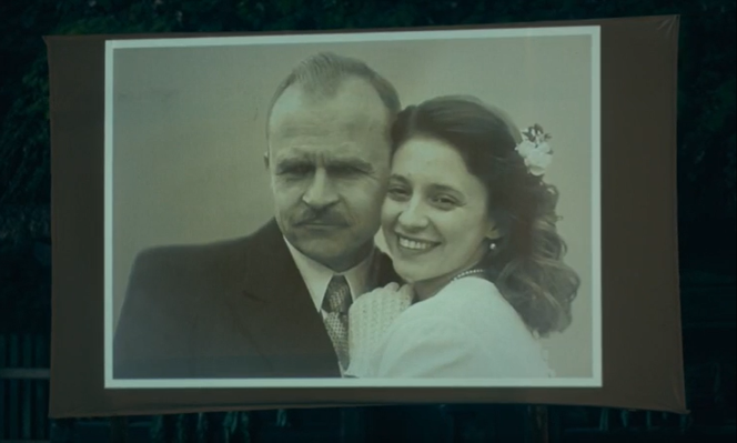 Stulecie Winnych 4, odc. 52: Mania (Karolina Bacia), Ryszard (Piotr Rogucki)