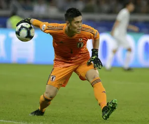 Mundial 2022: Eiji Kawashima. Sylwetka reprezentanta Japonii