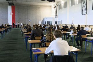Jak długo trwa matura 2025? O której godzinie początek i koniec egzaminów?
