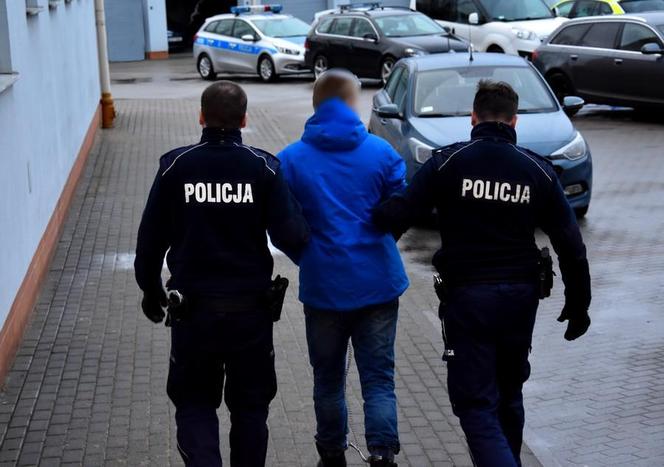 Autostopowicz stanie przed sądem. To, co zrobił na Pomorzu przeraża
