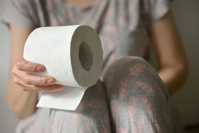 Nie śpisz, bo biegasz do toalety? 10 możliwych powodów nykturii