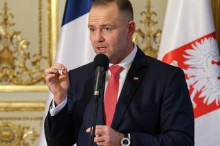 Dron nad budynkami rządowymi i Belwederem. Prezydent: Dowiedziałem się z mediów społecznościowych