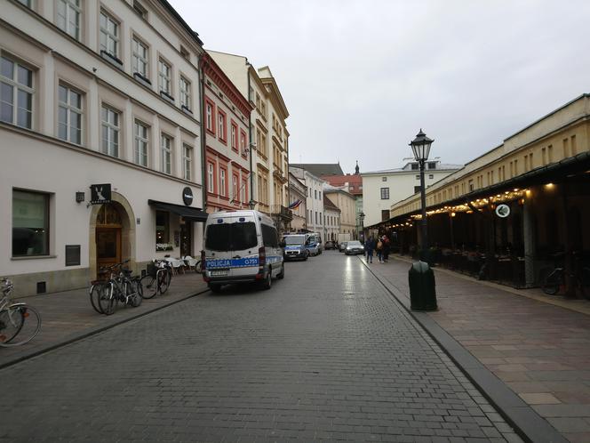 Kraków: Akcja służb na ulicy Stolarskiej. Wiemy, co się stało!