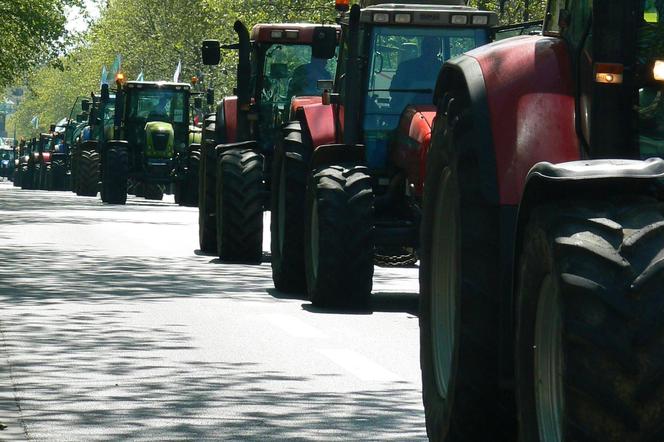 Protest rolników na Pomorzu Zachodnim. Blisko 30 blokad i potężne utrudnienia