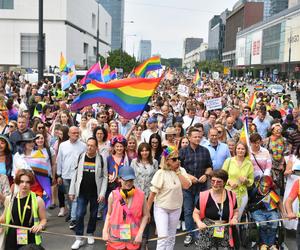 Parada Równości 2023 w Warszawie. Tysiące ludzi na ulicach stolicy [ZDJĘCIA]