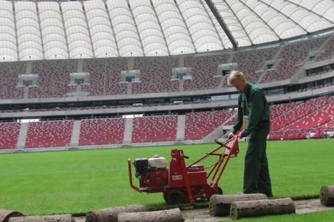 Wymiana murawy na Stadionie Narodowym 