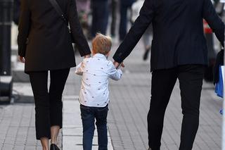 Niedzielny spacer Małgosi Kożuchowskiej z rodziną