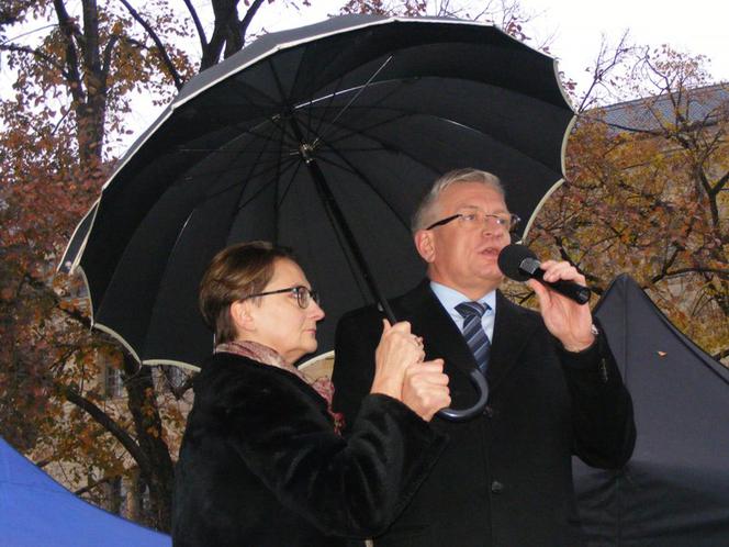 Czarny i biały protest w Poznaniu