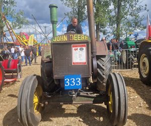 XXIII Międzynarodowy Festiwal Starych Ciągników i Maszyn Rolniczych im. Jerzego Samelczaka. Zdjęcia z parady i terenu festiwalu