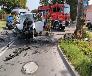 Dwie osoby ranne, uszkodzone pojazdy. Groźna niedziela