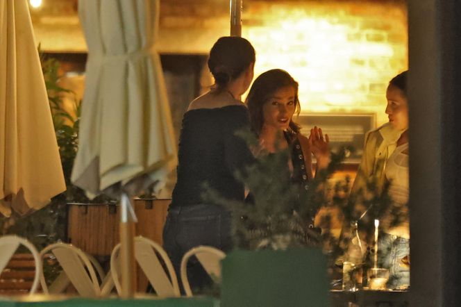 Marina Łuczenko-Szczęsna i Natalia Szroeder imprezują