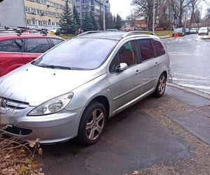 Mistrzowie parkowania w natarciu. Wolna amerykanka w wykonaniu kierowców z Wrocławia 