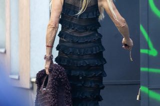 Monika Olejnik. W falbanach pogubiła pranie