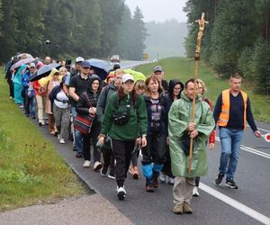 Odpust w Gietrzwałdzie. Do słynącej z Objawień Maryjnych miejscowości przyjechały tłumy