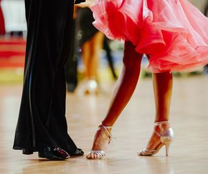 Cha-cha - kroki i figury tańca. Przykładowa muzyka do cha-chy