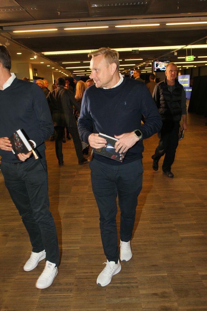 Dariusz Szpakowski napisał książkę. Plejada gwiazd na premierze