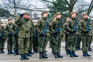 Świętokrzyscy terytorialsi złożyli przysięgę na zakończenie wojskowych ferii