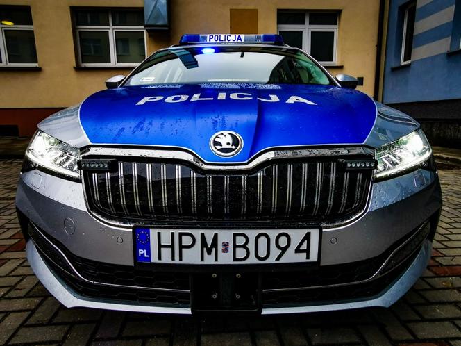 Hybrydowy radiowóz Skoda Superb iV 