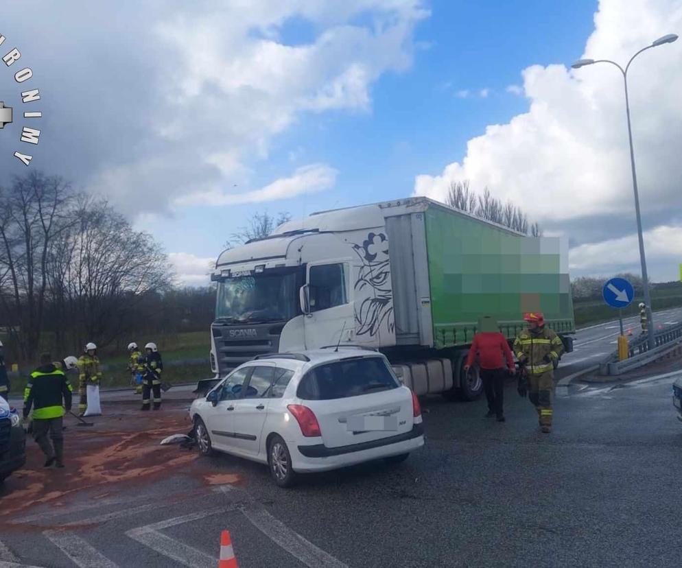 Wypadek na zjeździe z A1 na DK78 pod Gliwicami 