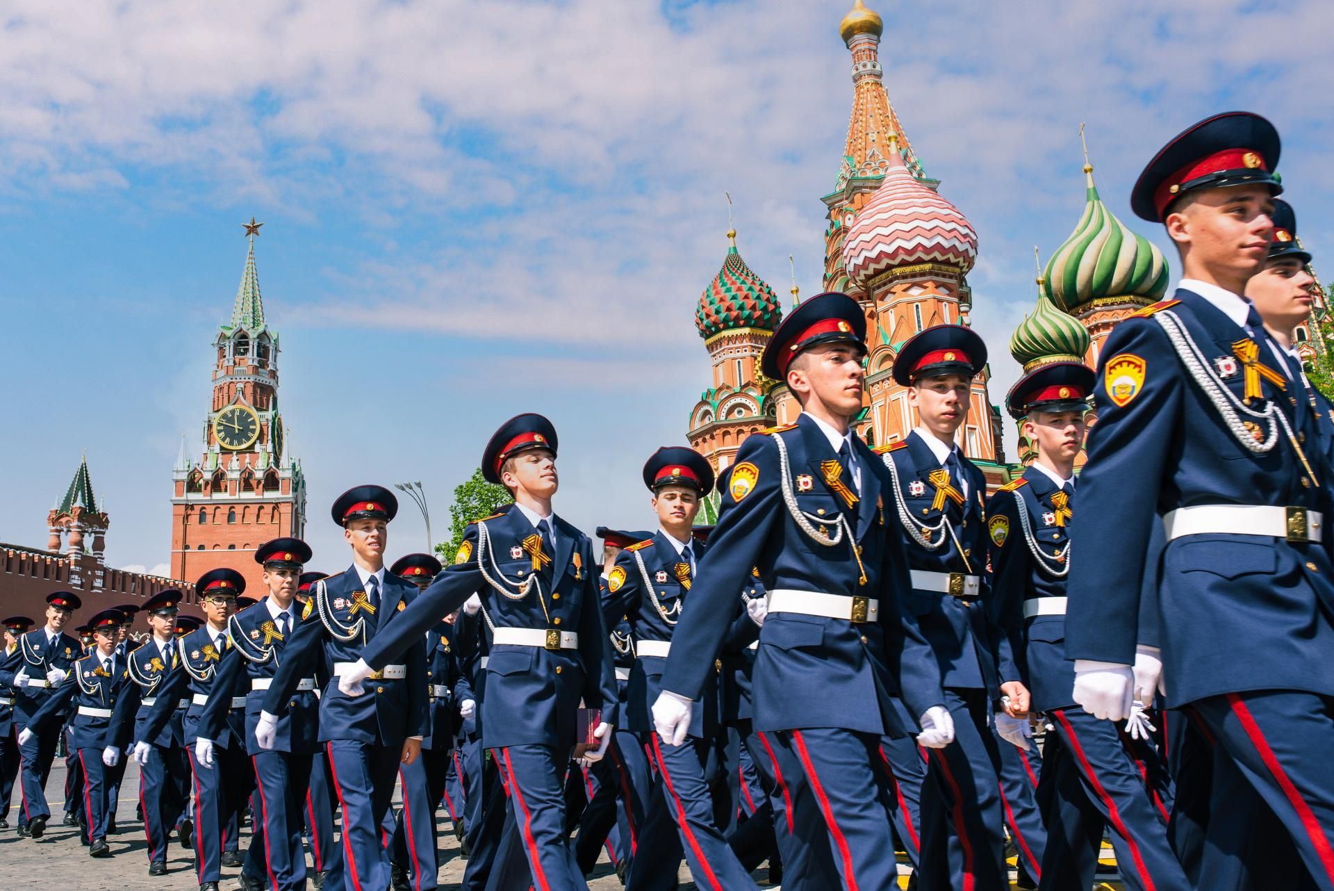 Zełenski i rosyjska armia przy granicy z Ukrainą 