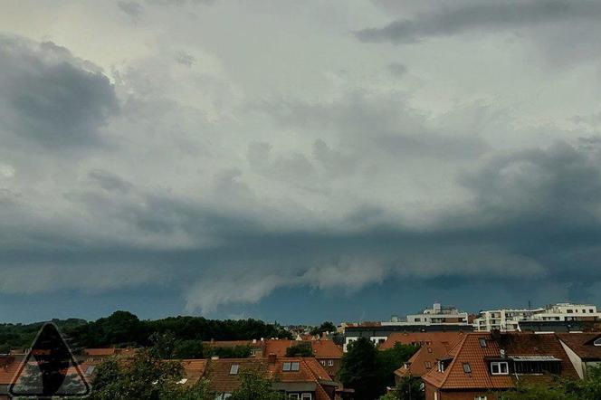 Pogodowy horror! To szok, co dzieje się nad Polską. Potężne burze