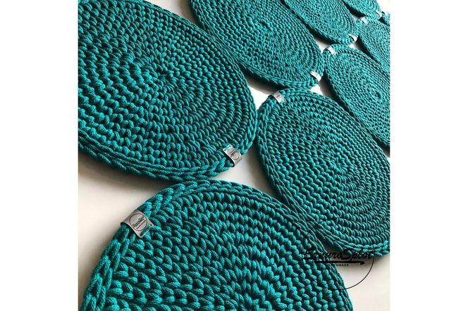 Podkładki pod talerze