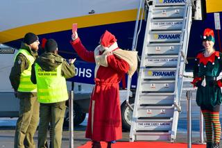 Mikołaj wylądował na łódzkim lotnisku