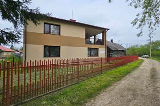 Dwie kobiety zamordowane siekierą w domu pod Stalową Wolą. Kim były ofiary?