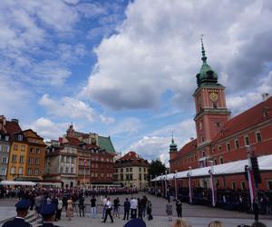 Święto Policji 2024. Uroczystości na placu Zamkowym w Warszawie