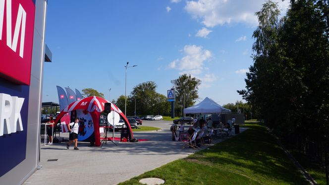 Nowy park handlowy w Olsztynie otwarty. W tych sklepach można już robić zakupy [ZDJĘCIA]