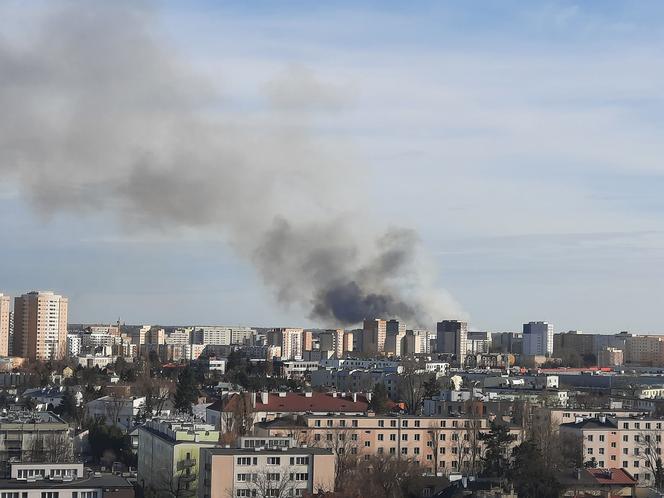 Wielka chmura dymu nad Warszawą! Co się dzieje?!