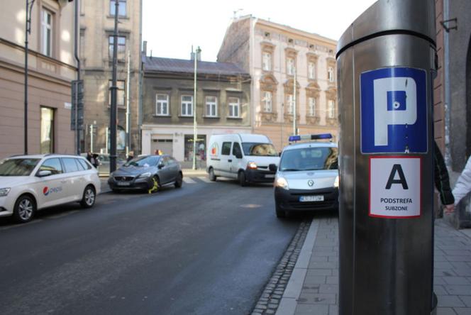Kraków: mieszkańcy nie zapłacą za Strefę Płatnego Parkowania do 11 kwietnia