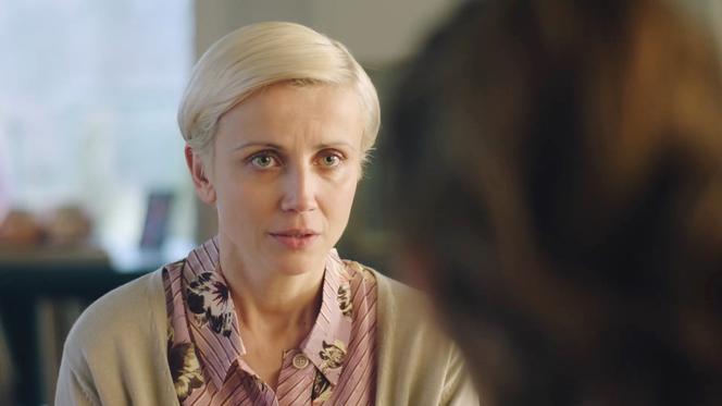 Zawsze warto, odcinek 10: Dorota (Katarzyna Zielińska), Marta (Weronika Rosati)