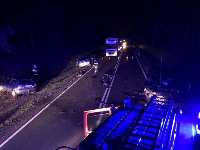 Groźny wypadek w Przyłubiu na DK 10! Aż 5 osób trafiło do szpitala, w tym kilkuletnie dziecko! [ZDJĘCIA]