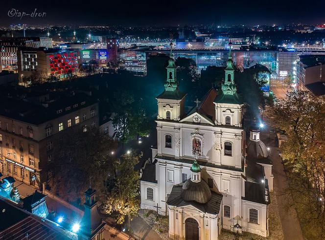 Kraków niczym Las Vegas. Takich zdjęć nocnego miasta jeszcze nie widziałeś!