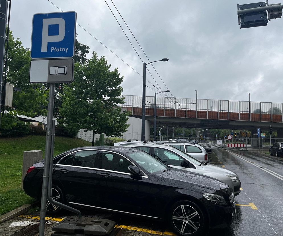 Zmiany w ruchu w rejonie zamkniętej estakady w Chorzowie
