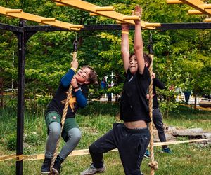 Runmageddon Kids rozgrzał Chorzów. 330 młodych zawodników pokonywało przeszkody