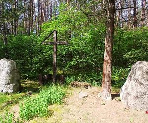 Leśny cmentarz rodu von Ramin