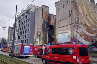W Łodzi zawaliła się kamienica. Trwa przeszukiwanie gruzowiska