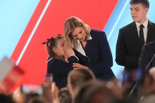 Tak córeczka Kasia reaguje na Nawrockiego w telewizji. Żona polityka wszystko ujawniła dziennikarzom Super Expressu 