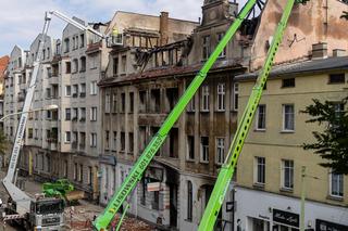 Ruszyła rozbiórka kamienicy